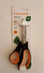 Fiskars Take Apart Vegetable Shears/Scissors For Veggies & Herbs