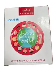 Hallmark Keepsake Joy To The (Whole Wide) World 2022 Glass Ornament
