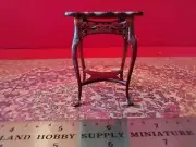 Dollhouse Bespaq Petite Table Mahogany 1:12 NLIP