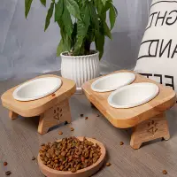 在飛比找蝦皮商城精選優惠-貓碗 陶瓷實木碗架 貓食碗 貓咪飯碗 貓咪碗 防打翻斜口貓糧
