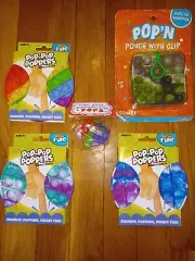 New Popping Fidgets 3x Pop-Pop Poppers, 1x Heart Keychain+1x Camo Pouch w/Clip