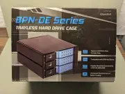 iStarUSA BPN-DE230SS-BLACK 2 x 5.25" to 3 x 3.5" SAS/SATA Trayless Hot-Swap Cage