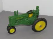 Vintage JOHN DEERE model A Tractor OPEN FLYWHEEL 1:16 made by ERTL restored