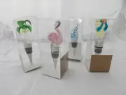 Wine Stoppers Acrylic Designed Collectible Bottle Stopper Silver with Box
