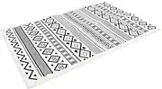 Antislip Bottom Outdoor Rug Large Geometric Pattern Area Rug for Garden Yard Bedroom Easy Maintenance