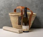 Settlement Sweetheart Hamper