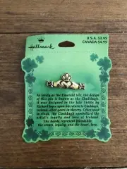 Vintage Hallmark Pin St Patrick Vintage Claddagh Heart Hands Irish Celtic NOS