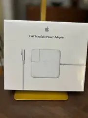Apple 45W MagSafe Power Adapter - White