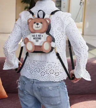 Moschino Teddy Bear Bag 標籤熊鍊帶包 白