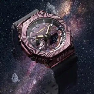 CASIO 卡西歐 G-SHOCK 閃爍銀河之旅 金屬錶殼八角形雙顯錶-黑紫 GM-2100MWG-1A