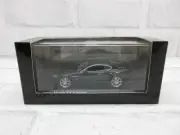 Diecast Car 1/43 Aston Martin V8 Vantage 2005 Green Dealer Genuine Model Car