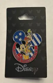 Disney - Monogram International Pin - Mickey Mouse & Friends 2019 Goofy Pluto