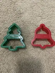Set of 2 Christmas Cookie Cutters. Tree Bell