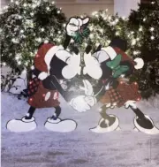 Mickey & Minnie Mouse Flat-tastics LED Lighted Yard Decor Holiday Magic