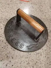 Cast Iron Grill Press Heavy Duty Bacon Press with Wood Handle 8.75Inch Round NEW
