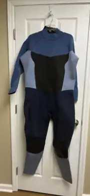 Mountain Warehouse Women’s 5mm Submerge Full Wetsuit Black & Blue NWT