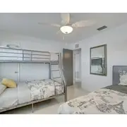 The Dream Location: 1 Minute Walk To The Beach!