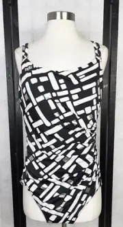 New Miraclesuit Size: 16