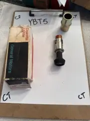 NOS 73 74 75 76 77 78 VEGA MONZA PONTIAC BUICK OLDS CIGARETTE LIGHTER PKG GM