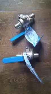 [Lot of 2] 3/4" Sharkbite pex ball valveswith drop ear
