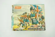 Airfix OO HO Scale Waterloo Highland Infantry Figures Item S35-69 Damaged Box B6