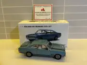 AUTOART 1:18 HK GTS 327 MONARO in BRIGHT BLUE METALLIC NEW