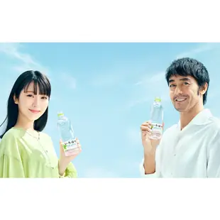 【我還有點餓】日本 最新版 2023 可口可樂 水蜜桃 鹽檸檬 檸檬水 風味水 天然水 透明系 水蜜桃水 540ml