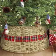 Blissun Christmas Tree Collar, Rattan Farmhouse Christmas Tree Ring, Natural ...