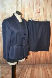 NWT Tahari by Arthur Levine Navy Blue 3 Front Snap Buttons w/Skirt Sz 12