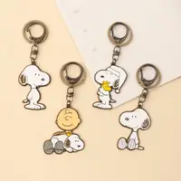 在飛比找momo購物網優惠-【PEANUTS】史努比金屬鑰匙圈(Snoopy 查理布朗 