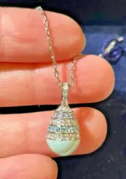 NIB Swarovski Swan Blue Enamel Crystal Easter Egg Dainty Pendant Necklace