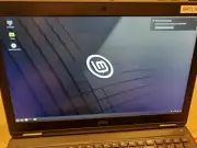 Linux Mint 20.2 Cinnamon x64 Bootable on 16G USB Stick!