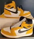 NEW AUTHENTIC NIKE AIR JORDAN 1 RETRO HIGH OG "YELLOW OCHRE" US 11