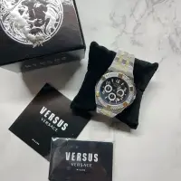 在飛比找蝦皮購物優惠-日本全新正品凡賽斯versace versus三眼日誌手錶 