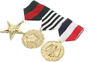 YARNOW Masquerade Award Medals Props Set Delicate Creative Medals for Cosplay Carnival Halloween Themed Parties Decor