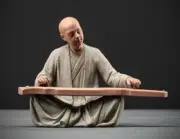 China Pottery Ceramic Handcraft Carvings Standing Monk Playing Zither Statue7027