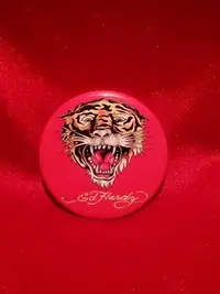 在飛比找Yahoo!奇摩拍賣優惠-【阿波的窩 Apo's house】《ED Hardy 週邊