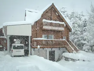 白馬波斯迪普旅館Balls Deep Inn Hakuba