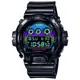 ∣聊聊可議∣CASIO 卡西歐 G-SHOCK AI 探索虛擬彩虹系列電子錶 DW-6900RGB-1