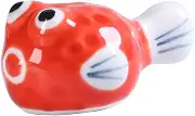 HOLIDYOYO 7pcs Fish Shaped Chopsticks Holder Decorative Spoon Stand for Dining Table Mixed Color Unique Tableware Accessory for Home Restaurant Decor