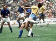 World Cup Final Brazil's Rivelino battles for the ball 1970 OLD PHOTO