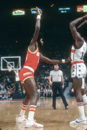 Dwight Jones Houston Rockets closely guards Elvin Hayes Washington- Old Photo
