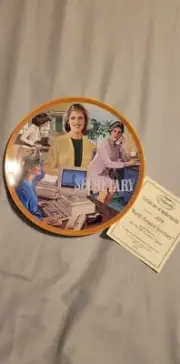 Worlds Greatest Series Secretary Plate Cliff Hayes Islandia International 1998
