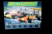 SCALEXTRIC C3544A 1/32 slot cars McLaren M7c Vs Lotos tipe 49 Red Legeends