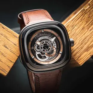 SEVENFRIDAY P2C-01 豌豆射手自動上鍊機械錶-咖啡色/47X47.6mm