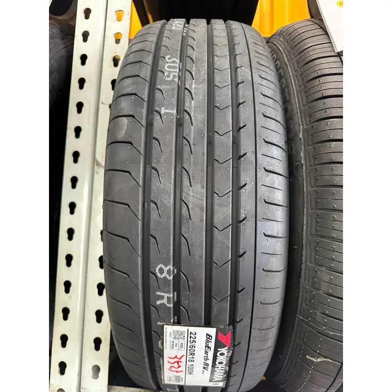夏タイヤ4本セット】YH BluEarth-RV03 225/60R17【2025年製/新古タイヤ4