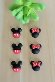 10 Pc Lot of Minnie & Mickey Mouse Resin Flat Backs 19x16mm Cup Cake Topper