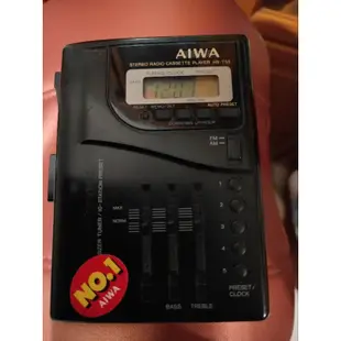 AIWA HS-T55 日製卡帶隨身聽，功能正常。