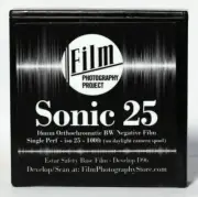 16MM FILM - FPP SONIC25 BW NEGATIVE 25 ISO - 100 FT (30m) SINGLE PERF - FRESH