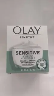 NIB Olay Sensitive Soothing Moisturizer Colloidal Oatmeal Skin Protectant
